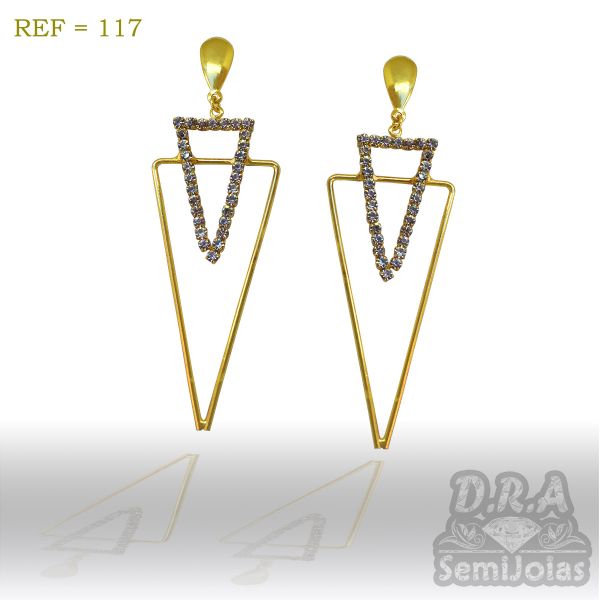 Brinco triangulo em fio e em strass folheado a ouro